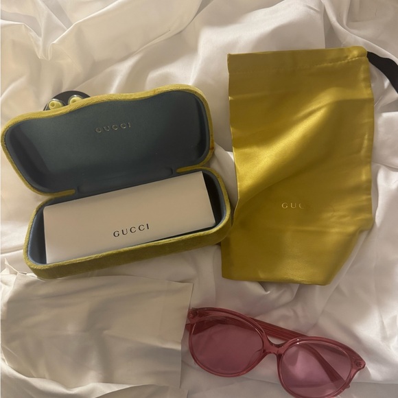 Gucci pink sunglasses - Picture 4 of 4